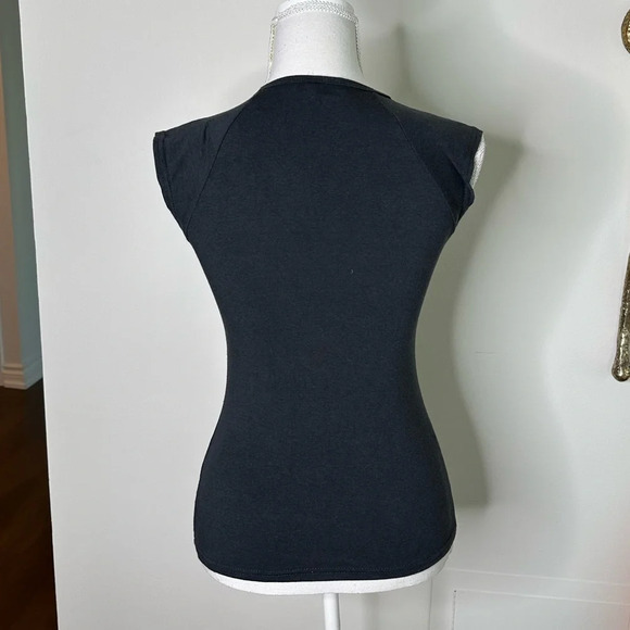 Grey Scoop-Neck T-shirt in Sz. S - Picture 4 of 4